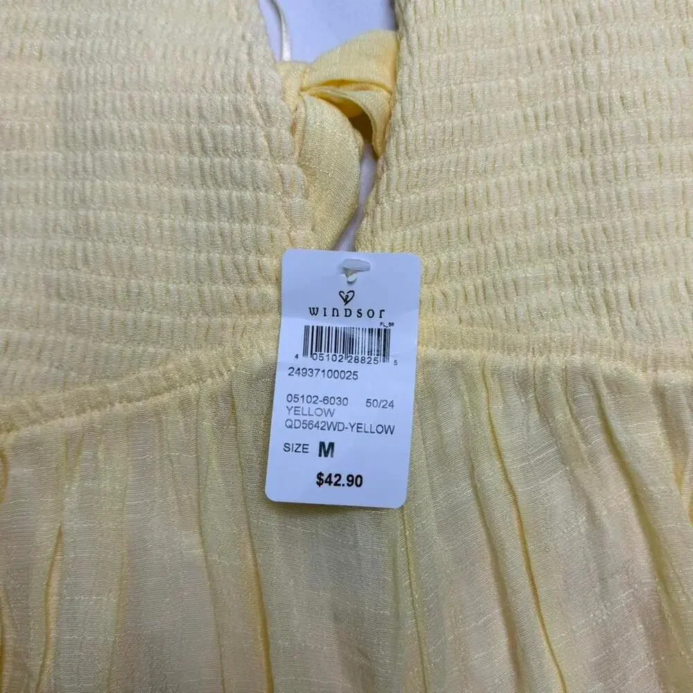 Windsor Halter Butter soft Yellow halter neck dress tie back detail Size M NWT